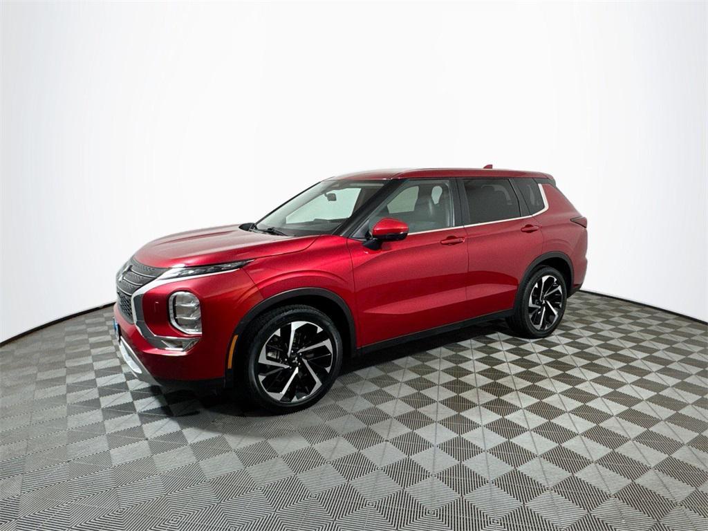 used 2024 Mitsubishi Outlander car, priced at $23,124