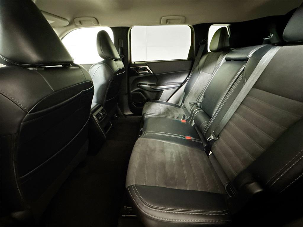 used 2024 Mitsubishi Outlander car, priced at $23,124