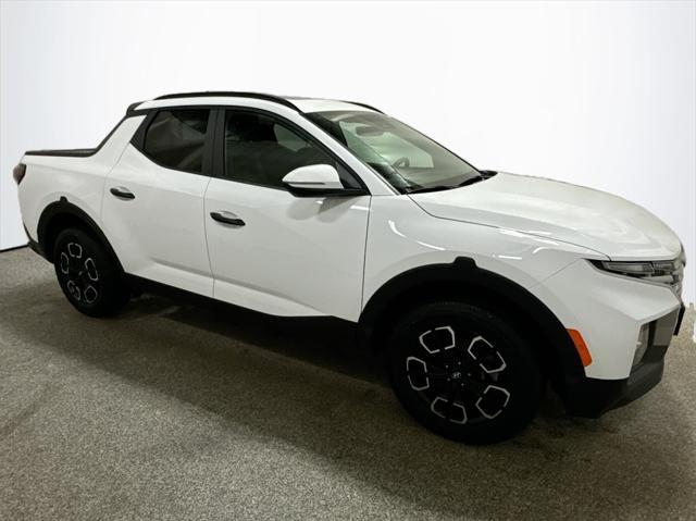 used 2022 Hyundai Santa Cruz car, priced at $23,992