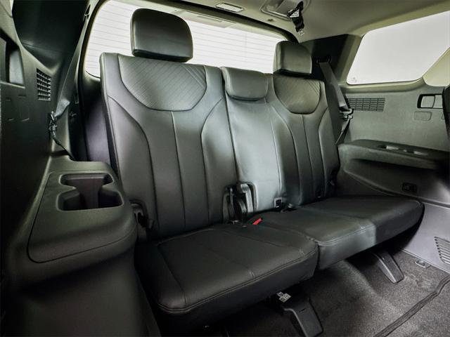 new 2025 Hyundai Palisade car, priced at $42,093
