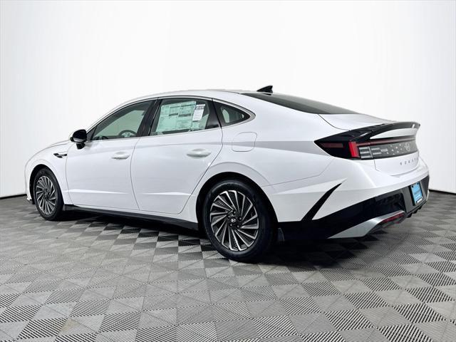 new 2025 Hyundai Sonata Hybrid car, priced at $31,669