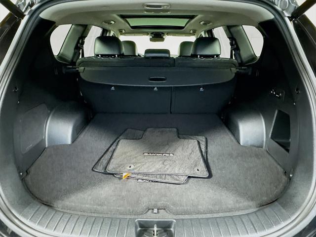 used 2022 Hyundai SANTA FE HEV car, priced at $29,992