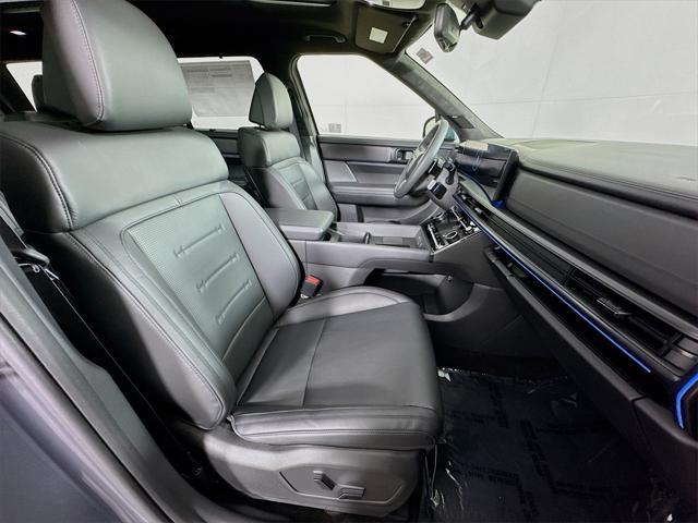 new 2025 Hyundai Santa Fe car, priced at $48,257