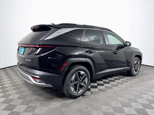 new 2025 Hyundai TUCSON Hybrid car, priced at $37,196