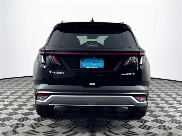 new 2025 Hyundai TUCSON Hybrid car, priced at $37,196