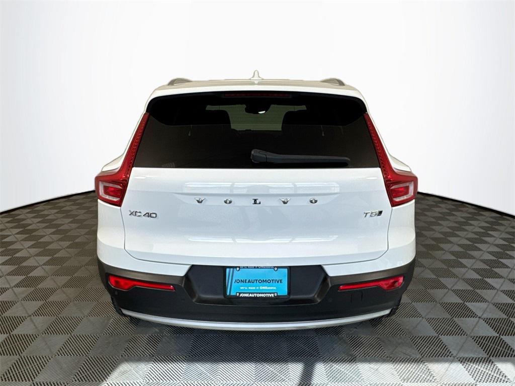 used 2020 Volvo XC40 car, priced at $21,422