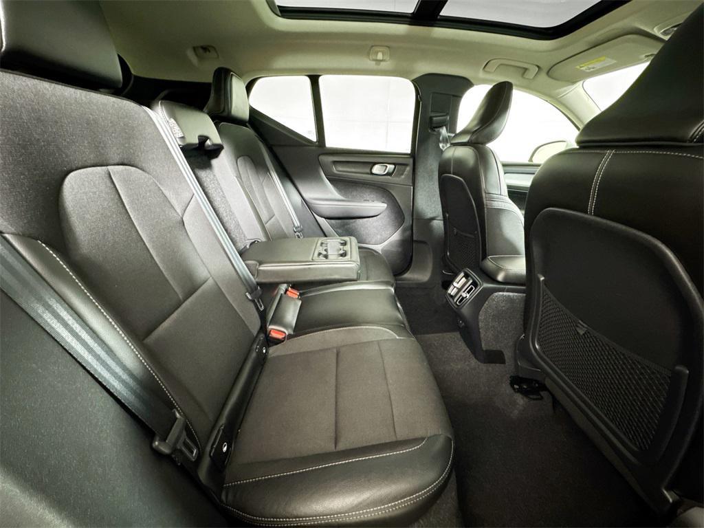 used 2020 Volvo XC40 car, priced at $21,422