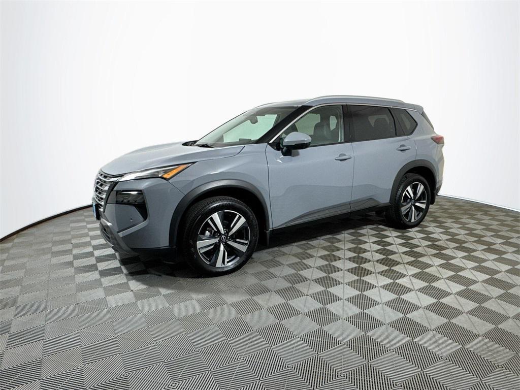 used 2024 Nissan Rogue car, priced at $28,887