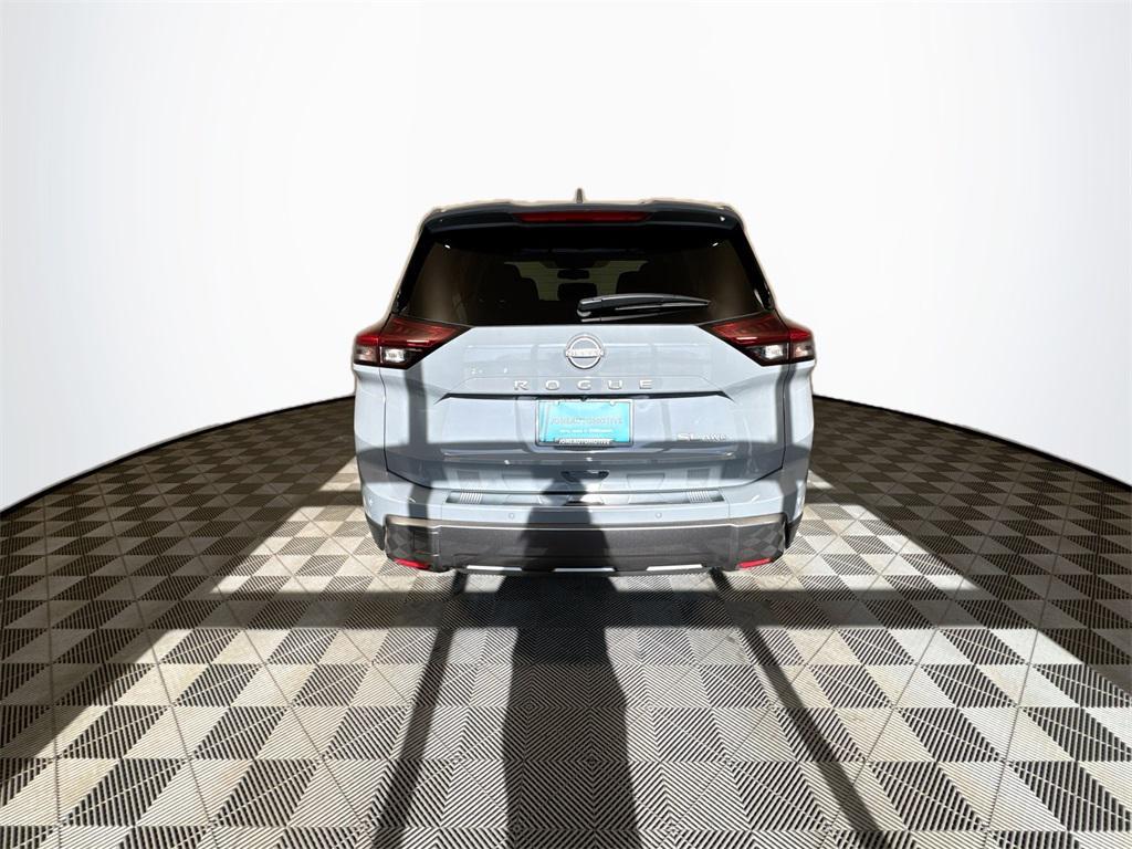 used 2024 Nissan Rogue car, priced at $28,887