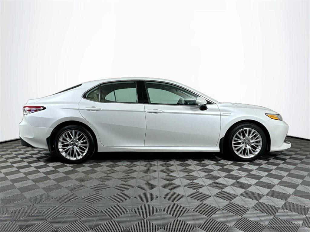 used 2020 Toyota Camry Hybrid car, priced at $22,997