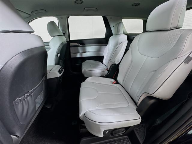 new 2025 Hyundai Palisade car, priced at $42,077