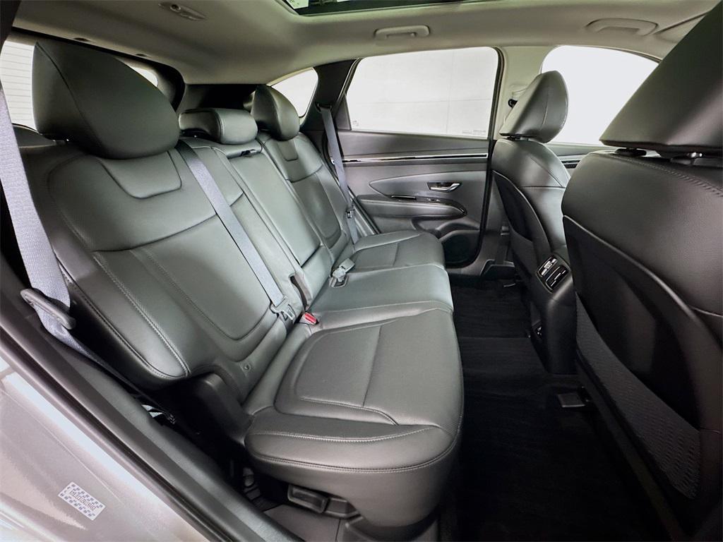 used 2024 Hyundai TUCSON Hybrid car, priced at $31,997
