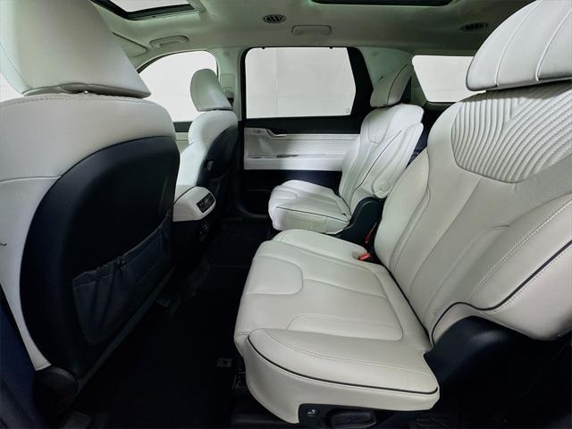 used 2024 Hyundai Palisade car, priced at $41,422