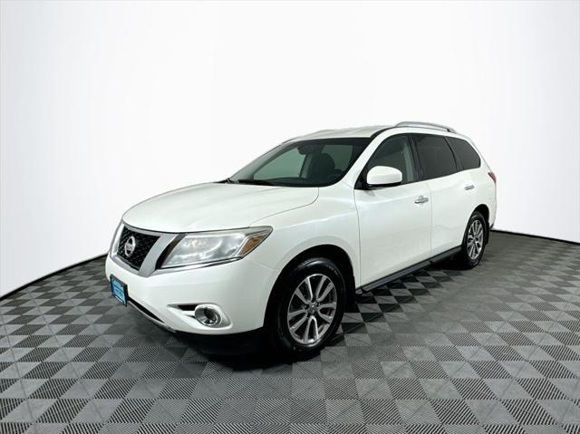 used 2015 Nissan Pathfinder car, priced at $11,992