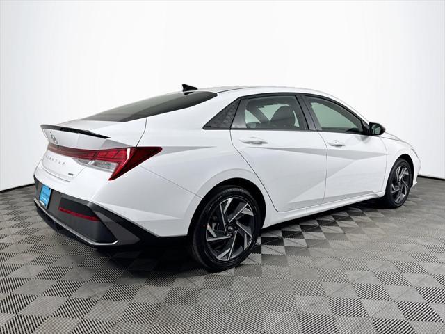 new 2025 Hyundai Elantra car, priced at $28,819