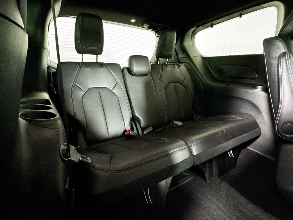 used 2025 Chrysler Pacifica Hybrid car, priced at $33,497