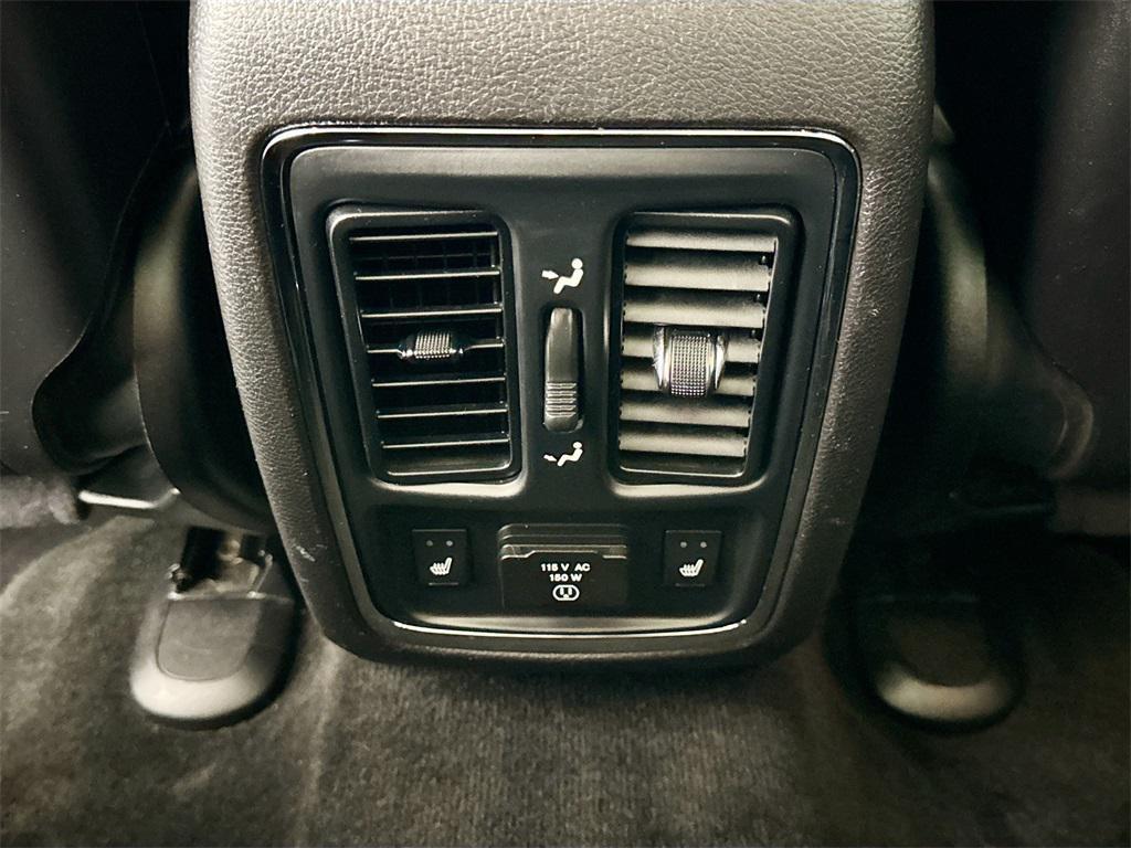 used 2013 Jeep Grand Cherokee car, priced at $7,997