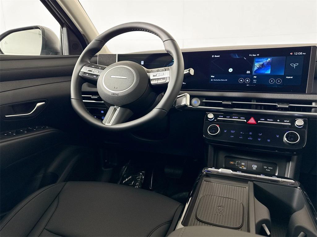 new 2025 Hyundai TUCSON Hybrid car, priced at $37,782
