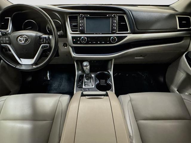 used 2019 Toyota Highlander car, priced at $25,492