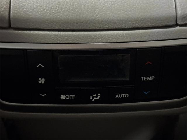 used 2019 Toyota Highlander car, priced at $25,492