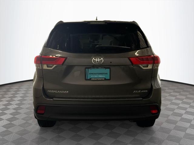 used 2019 Toyota Highlander car, priced at $25,492