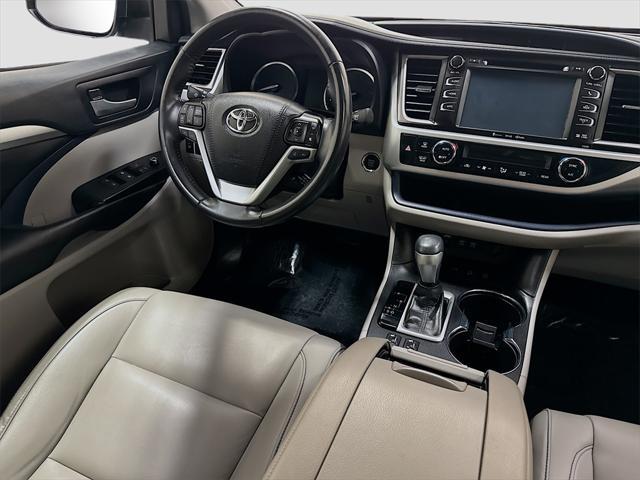 used 2019 Toyota Highlander car, priced at $25,492