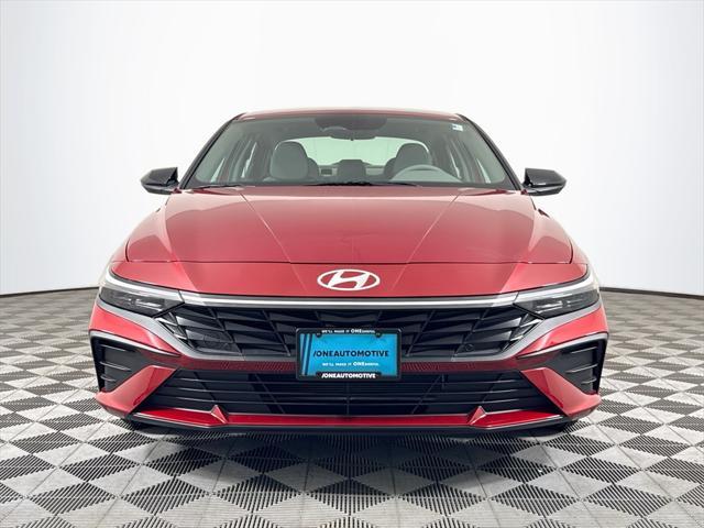 new 2025 Hyundai Elantra car, priced at $24,700