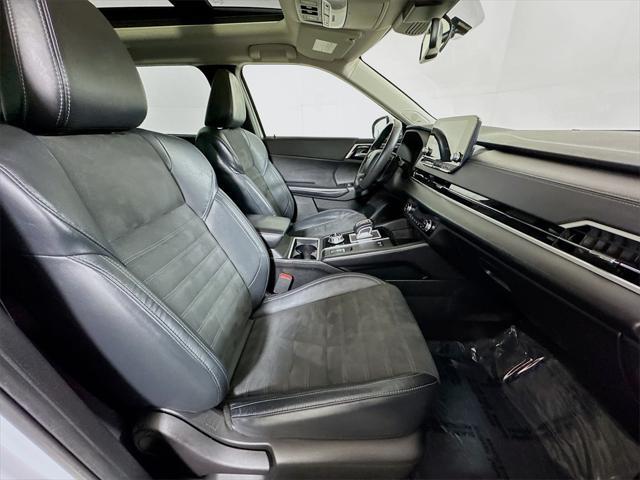 used 2023 Mitsubishi Outlander PHEV car, priced at $28,997