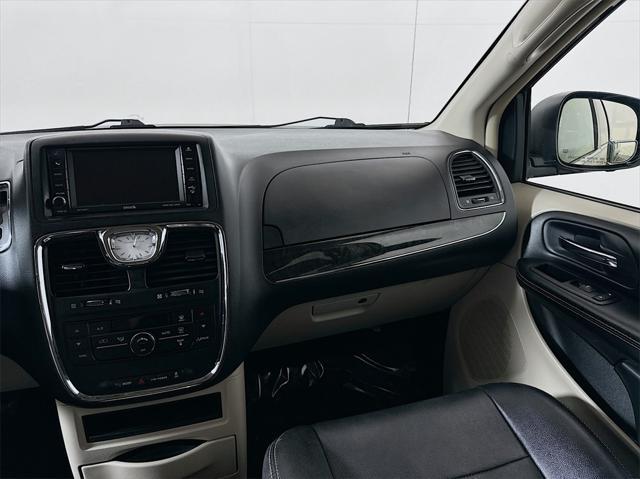 used 2015 Chrysler Town & Country car, priced at $7,992