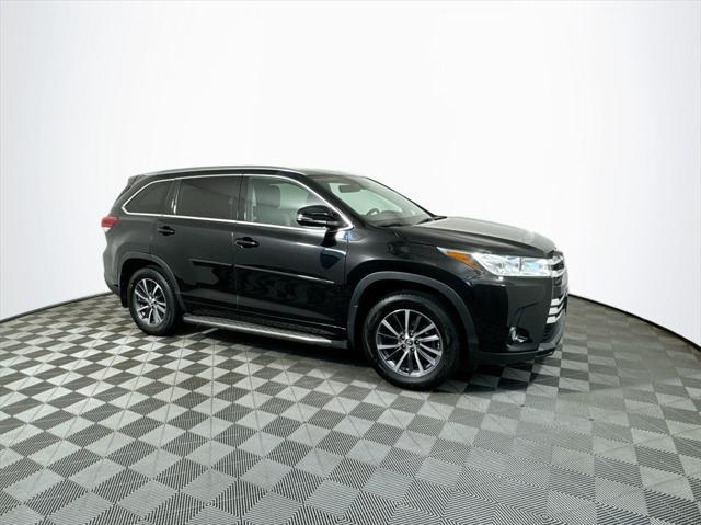 used 2017 Toyota Highlander car, priced at $22,992