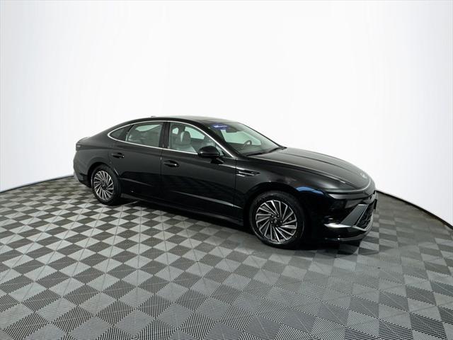 used 2024 Hyundai Sonata Hybrid car, priced at $32,422