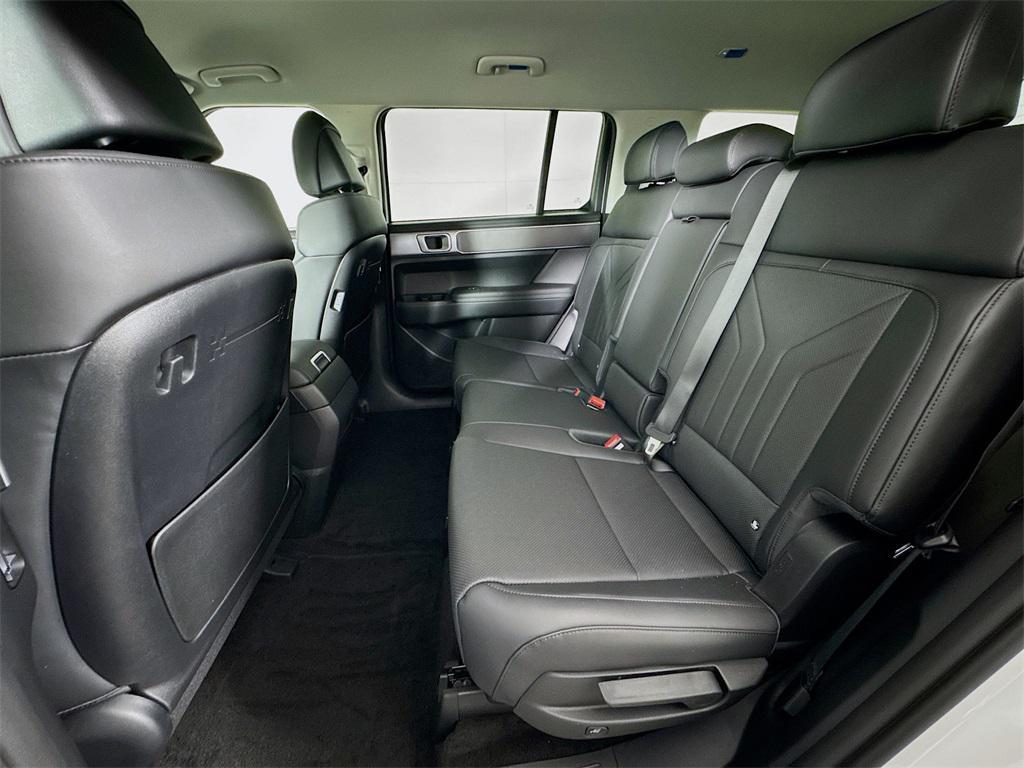 new 2025 Hyundai Santa Fe car, priced at $39,580