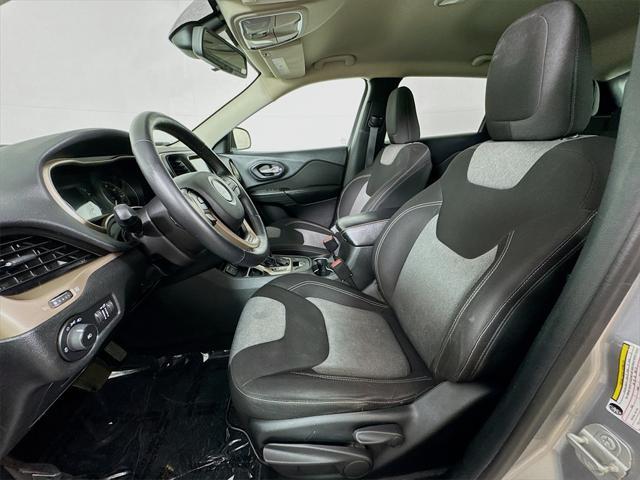 used 2014 Jeep Cherokee car, priced at $7,492