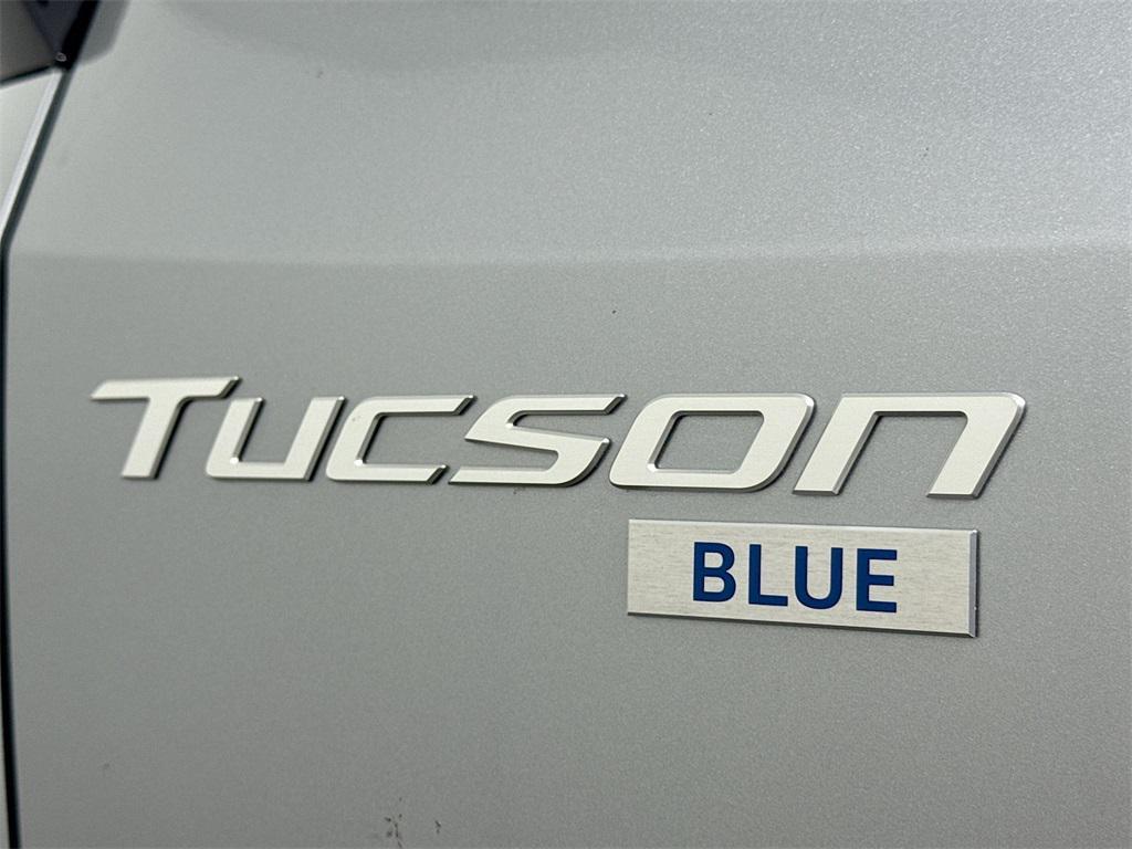 new 2025 Hyundai TUCSON Hybrid car, priced at $33,740