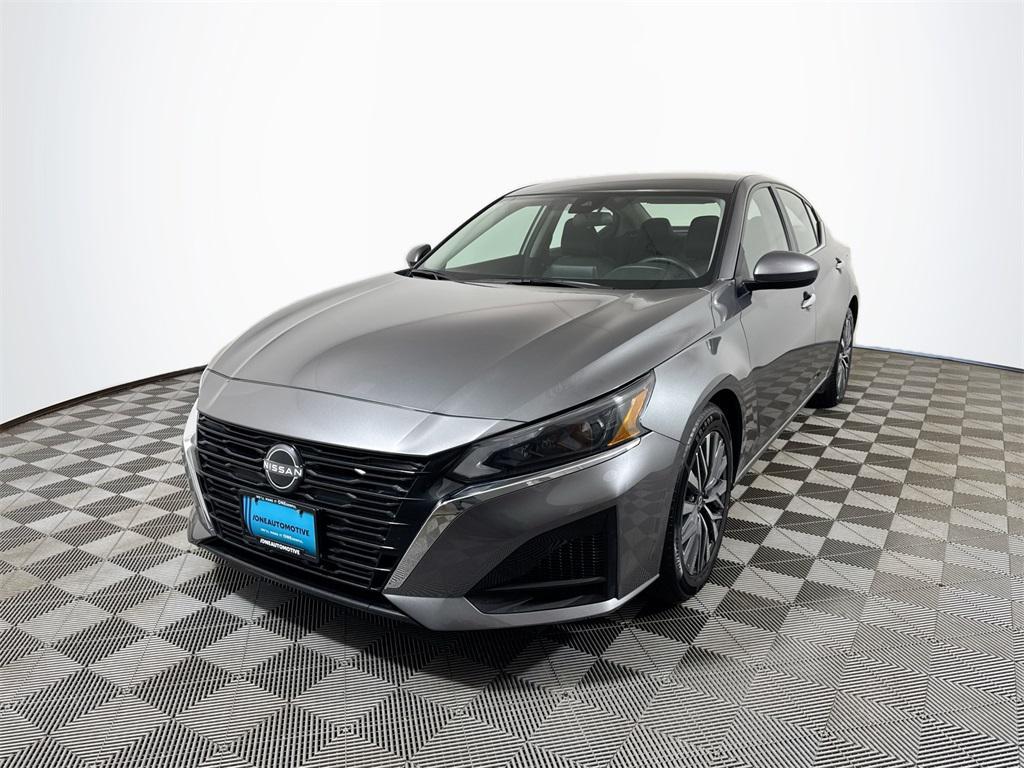 used 2023 Nissan Altima car, priced at $19,992