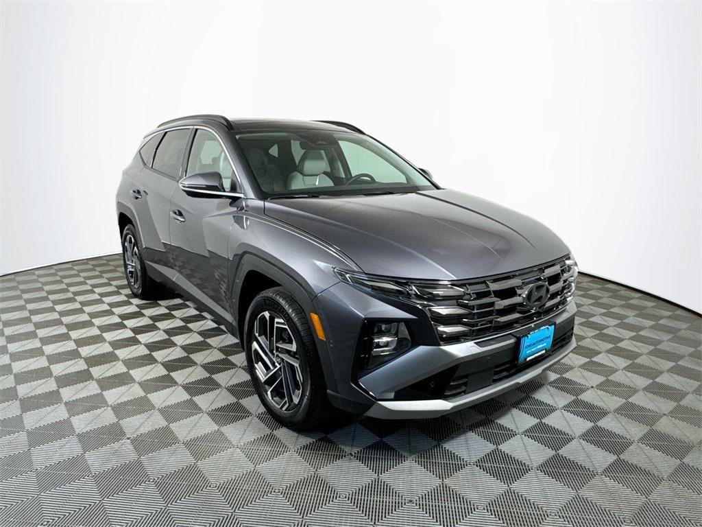 used 2025 Hyundai TUCSON Hybrid car, priced at $32,992