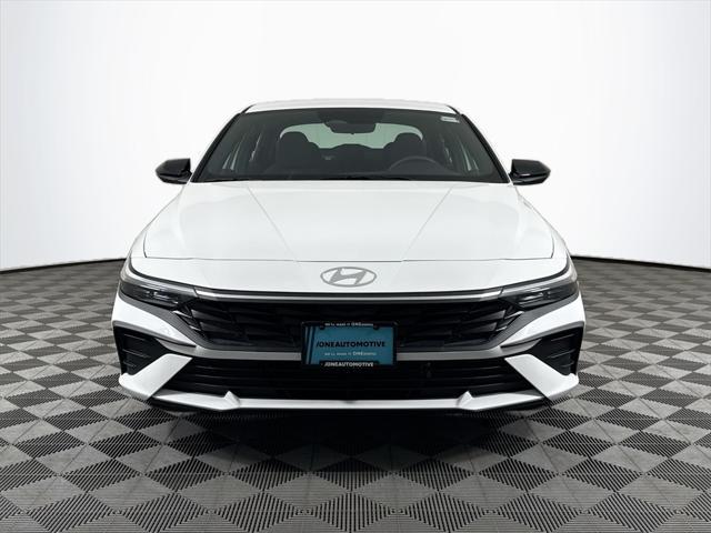 new 2025 Hyundai Elantra car, priced at $28,819