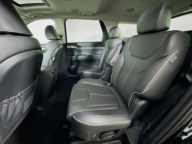 new 2025 Hyundai Palisade car, priced at $45,204