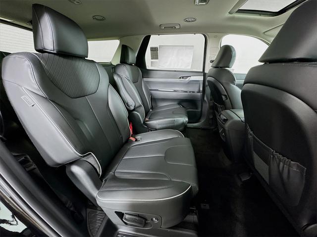 new 2025 Hyundai Palisade car, priced at $45,204