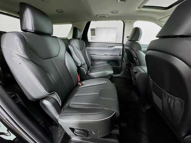 new 2025 Hyundai Palisade car, priced at $45,204