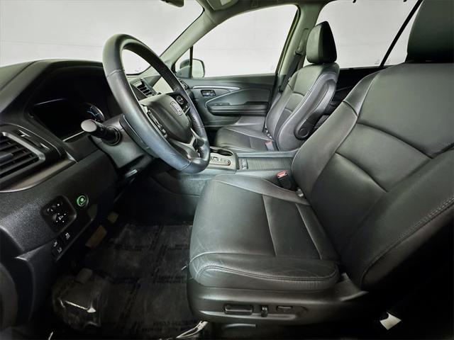 used 2022 Honda Pilot car, priced at $35,499