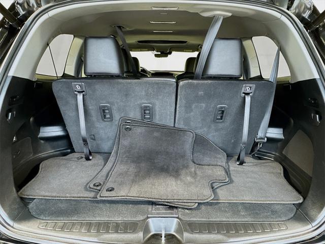 used 2022 Honda Pilot car, priced at $35,499