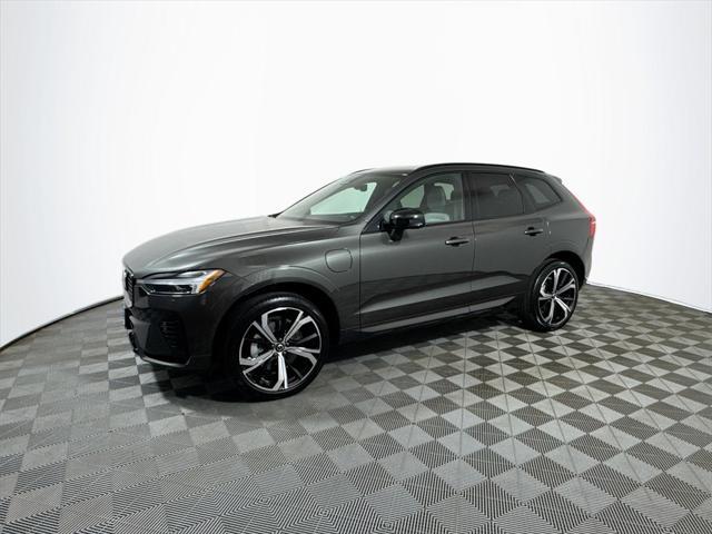 used 2022 Volvo XC60 Recharge Plug-In Hybrid car, priced at $39,992