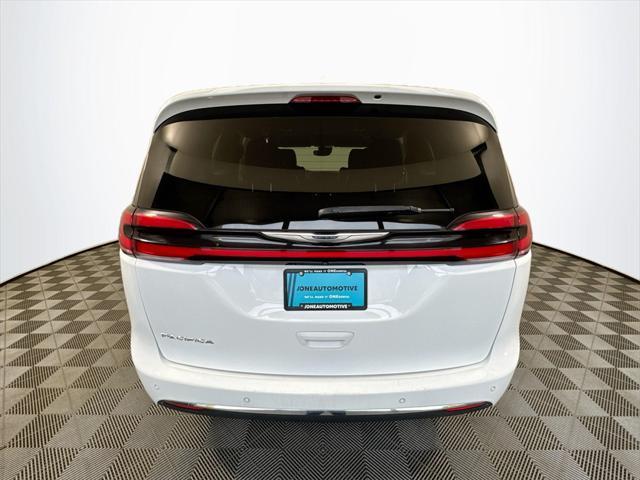 used 2021 Chrysler Pacifica car, priced at $21,997