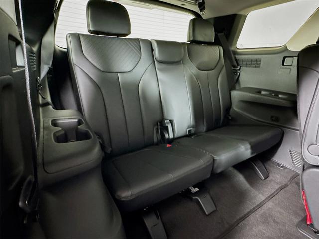 new 2025 Hyundai Palisade car, priced at $42,052