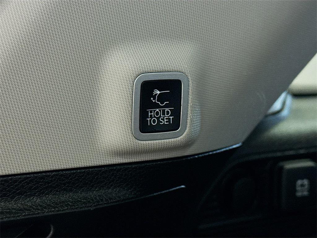 used 2023 Jeep Grand Cherokee car, priced at $27,992