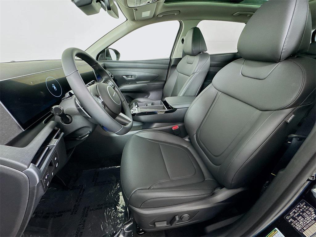 new 2025 Hyundai TUCSON Hybrid car, priced at $35,342