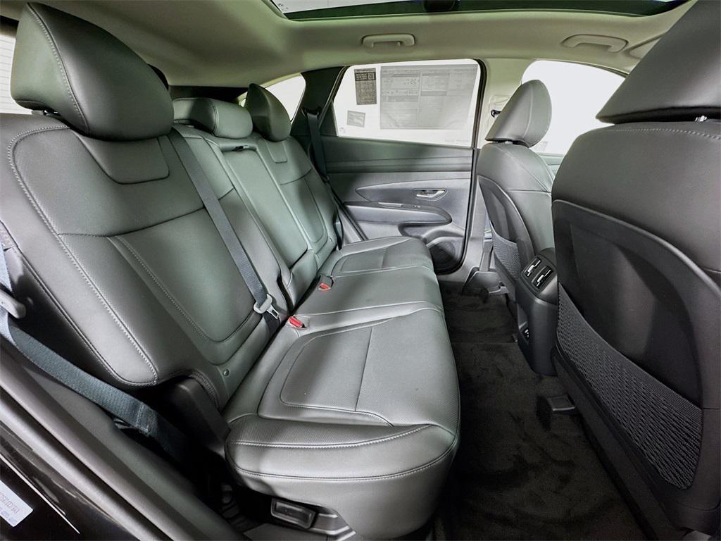 new 2025 Hyundai TUCSON Hybrid car, priced at $35,342
