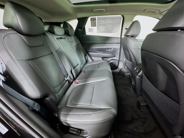 new 2025 Hyundai TUCSON Hybrid car, priced at $37,342