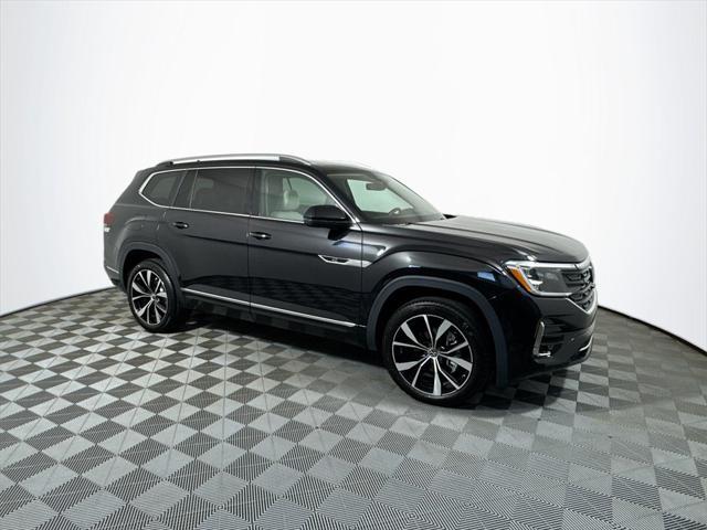 used 2024 Volkswagen Atlas car, priced at $41,777